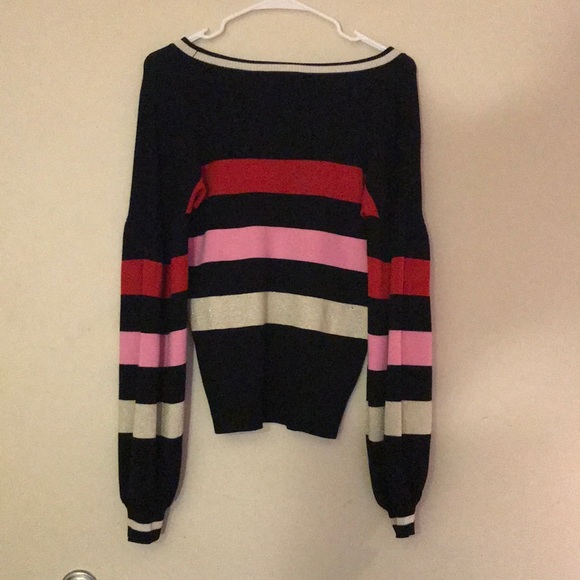 NWT Statement Sleeve Sweater - Picture 5 of 8